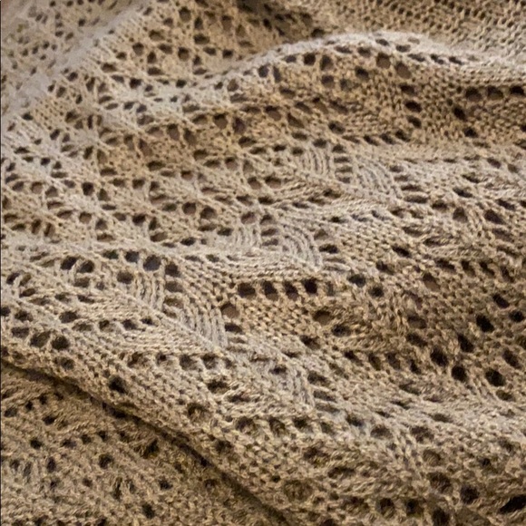 Sweater - Picture 6 of 6